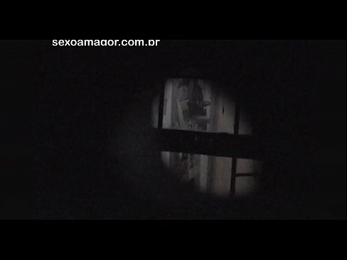 ❤️ Blondie được bí mật quay video bởi một voyeur hàng xóm ẩn sau những viên gạch rỗng ❤️❌ Khiêu dâm qua đường hậu môn tại chúng tôi ☑